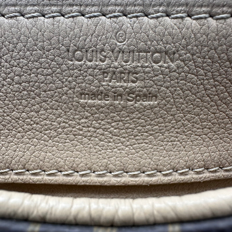 LOUIS VUITTON Beige Monogram Canvas Pallas Chain Bag