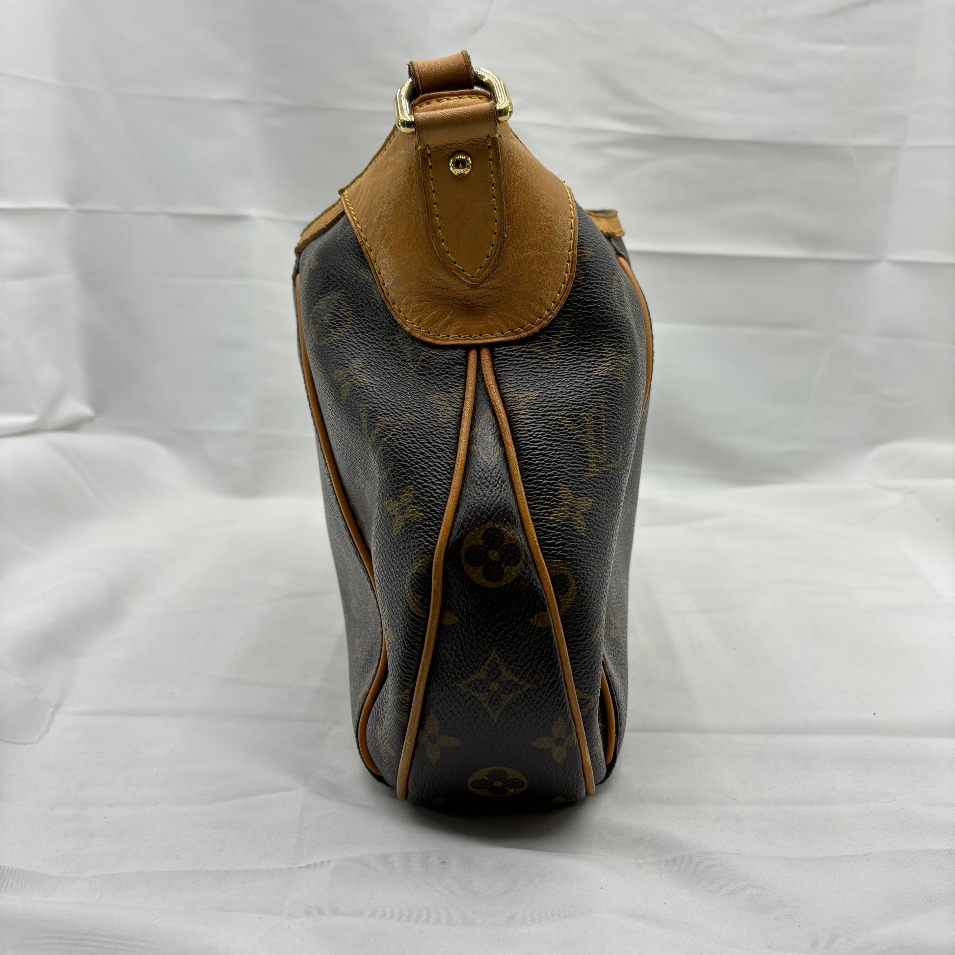 Thames Handbag Monogram Canvas GM