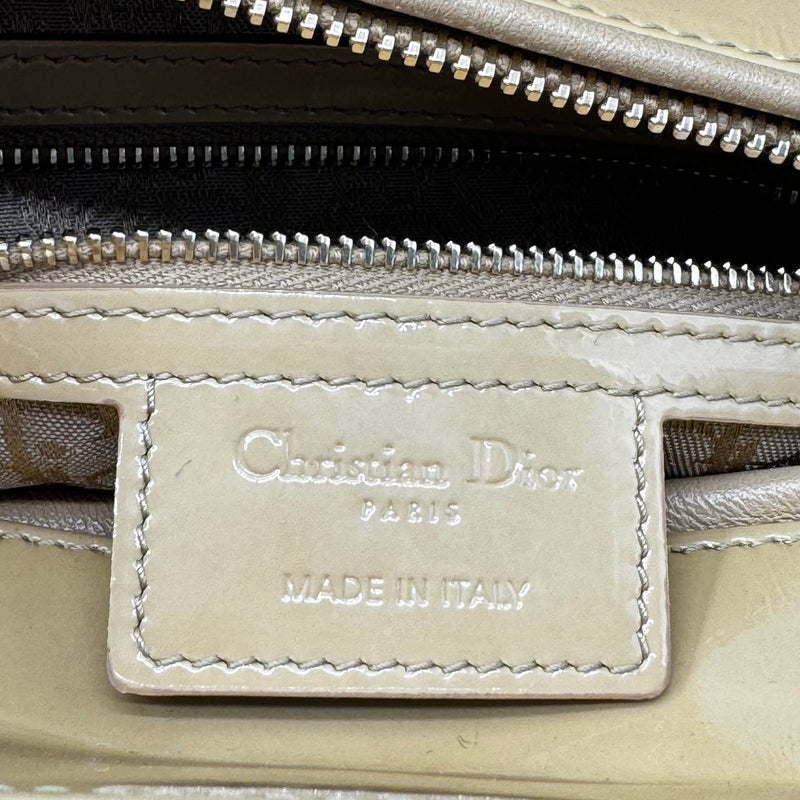 CHRISTIAN DIOR Patent Cannage Medium Lady Dior Beige