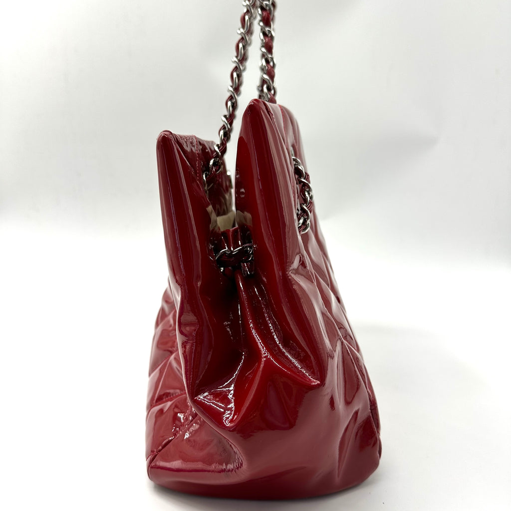 Cells Tote Quilted Patent Medium