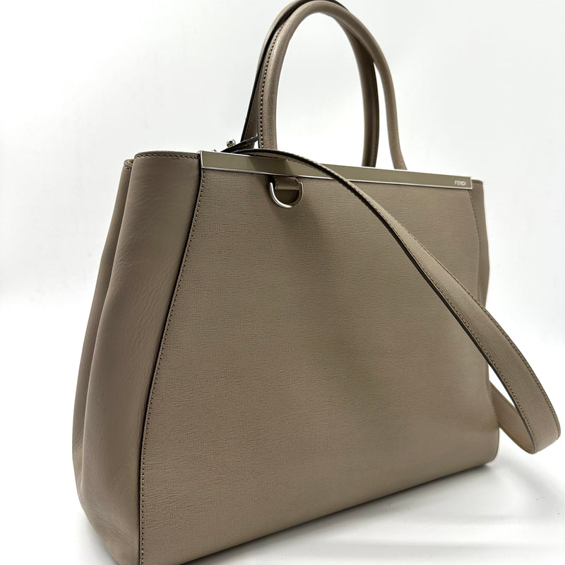 FENDI Vitello Elite 2Jours Tote Tortora