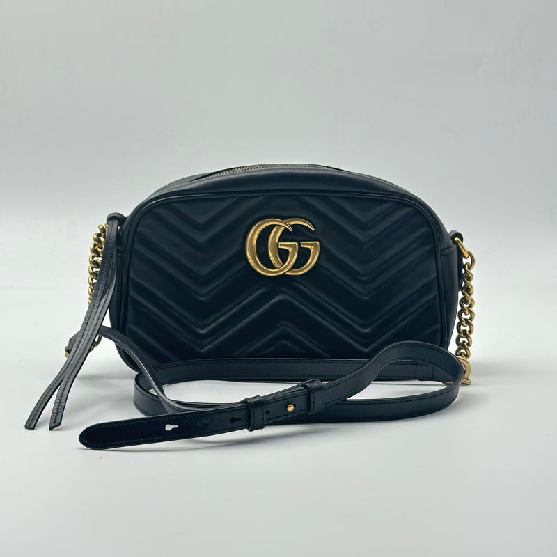 Black GG Marmont Leather Shoulder Bag Small