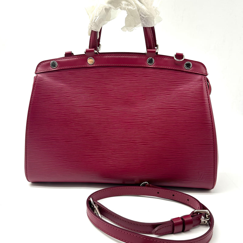 LOUIS VUITTON Epi Brea MM Fuchsia