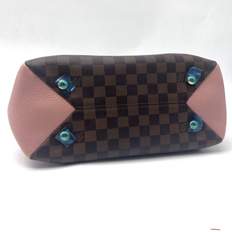 LOUIS VUITTON  Damier Ebene Cuir Taurillon Brittany Magnolia