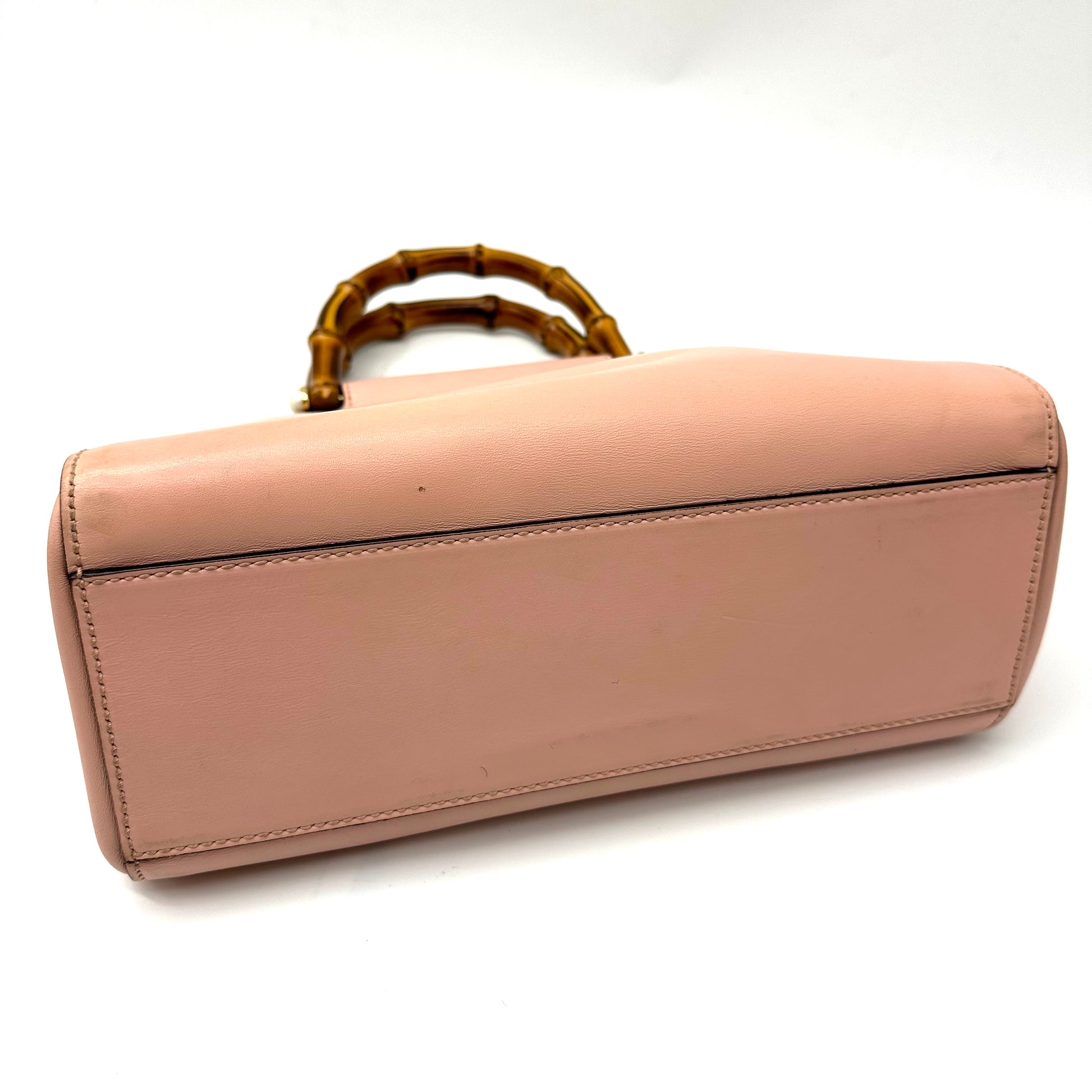 Gucci Medium Nymphaea Top Handle