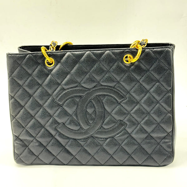 Grand Shopping Tote Quilted Caviar