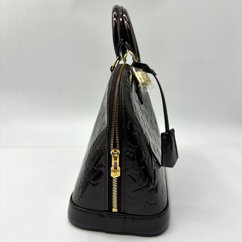 LOUIS VUITTON  Vernis Alma GM Amarante