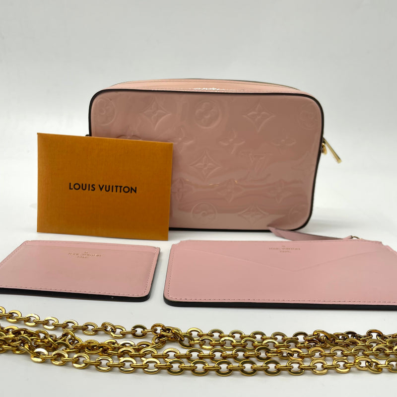 Louis Vuitton Camera Pouch Monogram Vernis