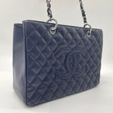 Grand Shopping Tote Quilted Caviar