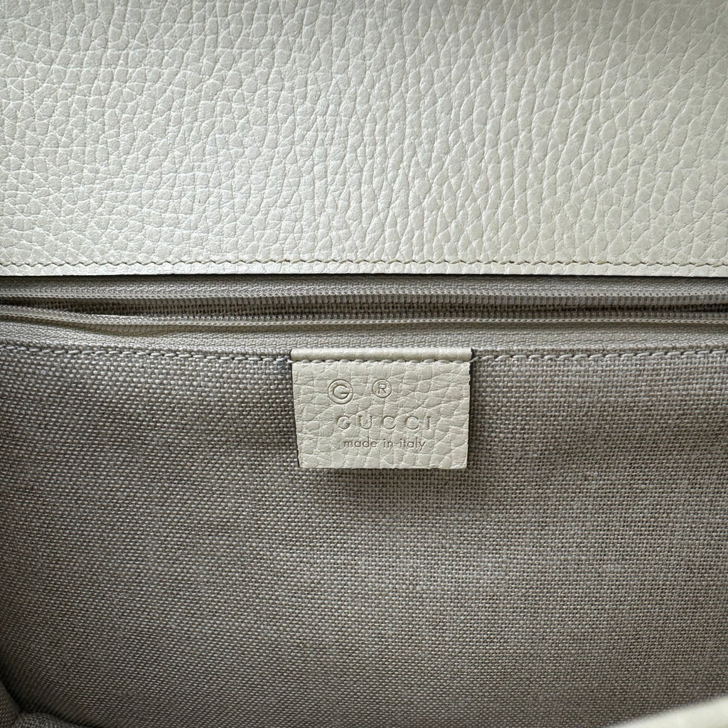 GUCCI  Dollar Calfskin Interlocking G Shoulder Bag Ivoire