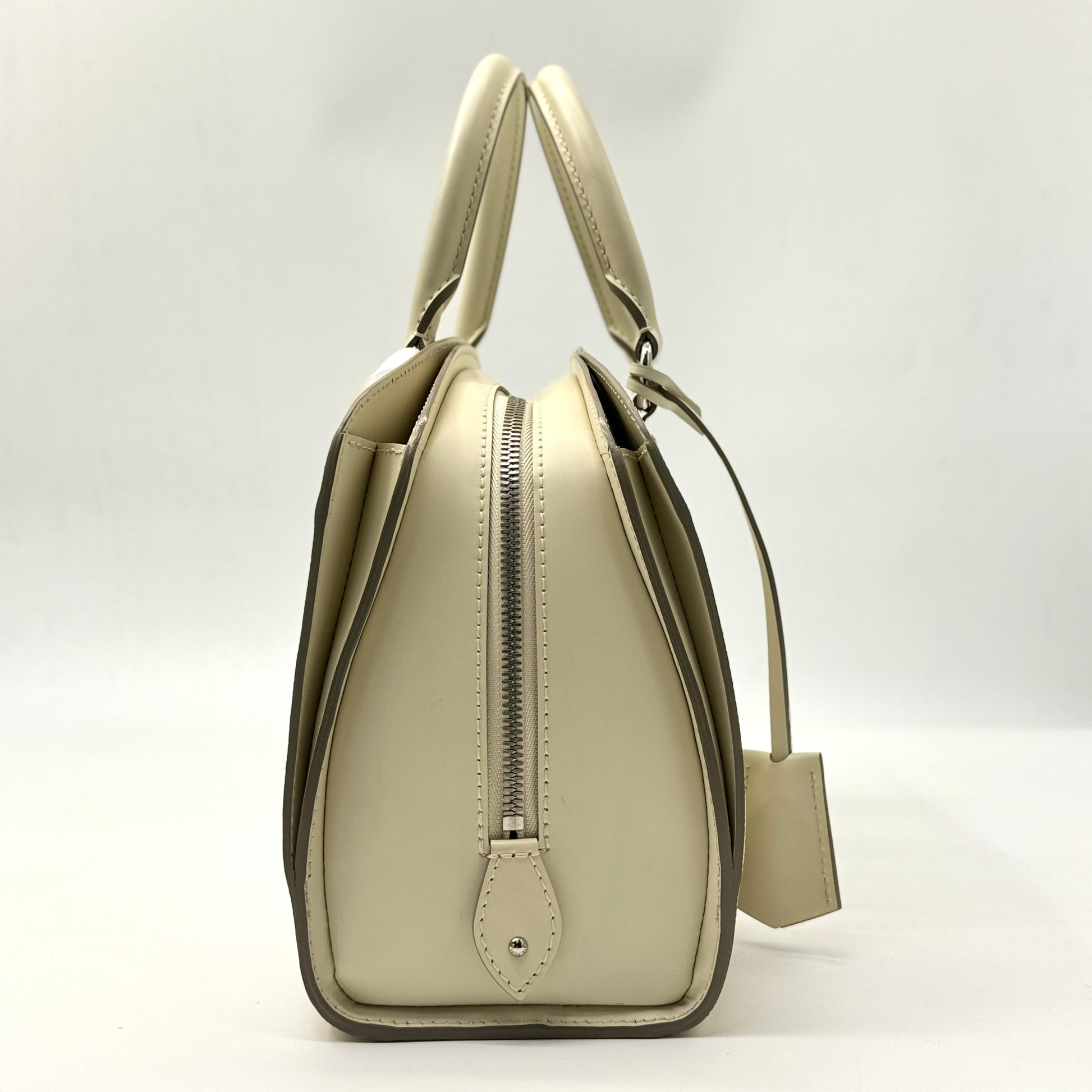 LOUIS VUITTON Epi Pont-Neuf PM