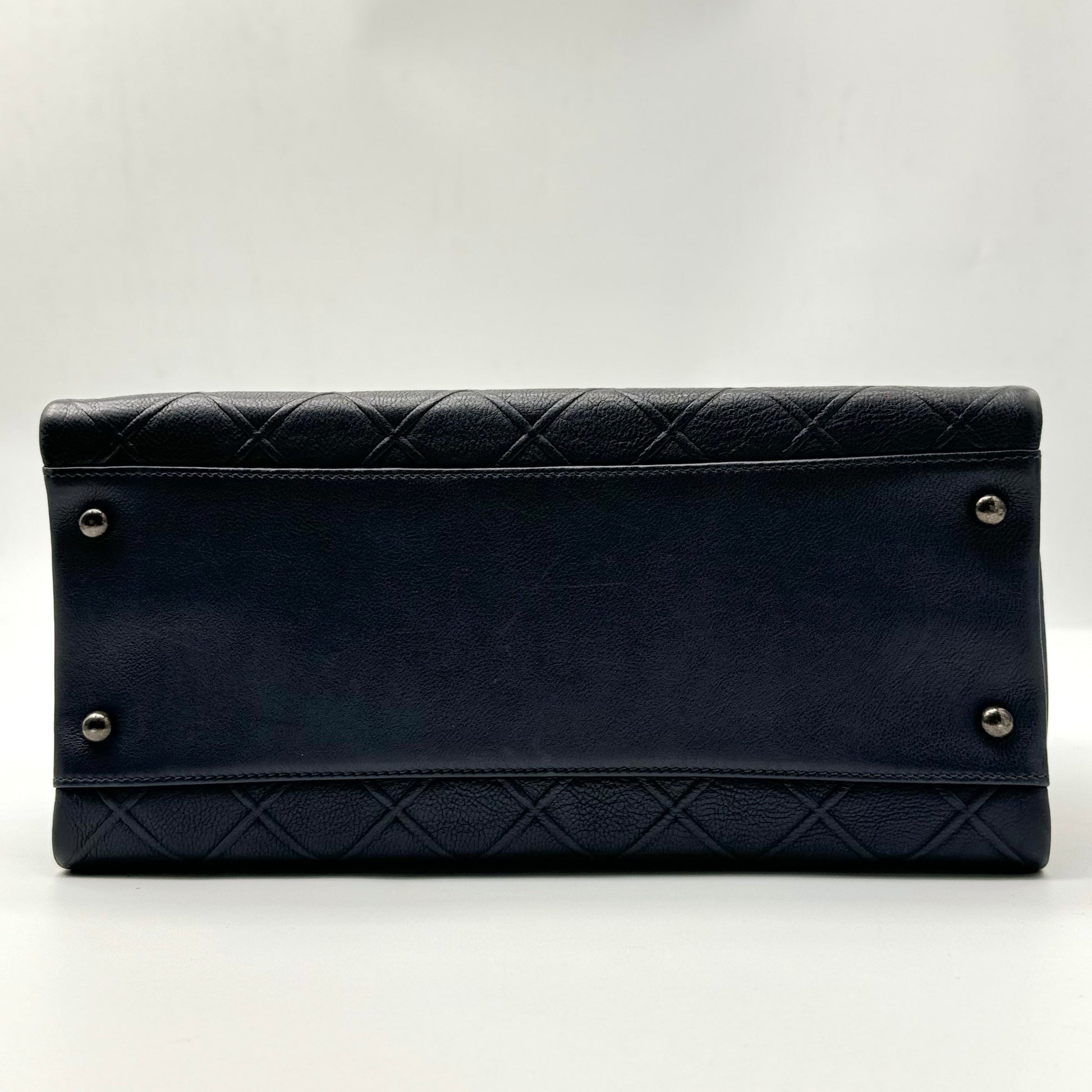 CHANEL Diamond Stitch Tote
