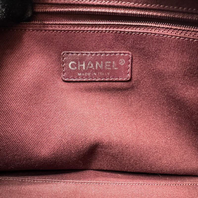 CHANEL Diamond Stitch Tote