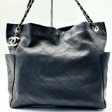 Chanel CC Pocket Hobo Quilted Caviar Medium