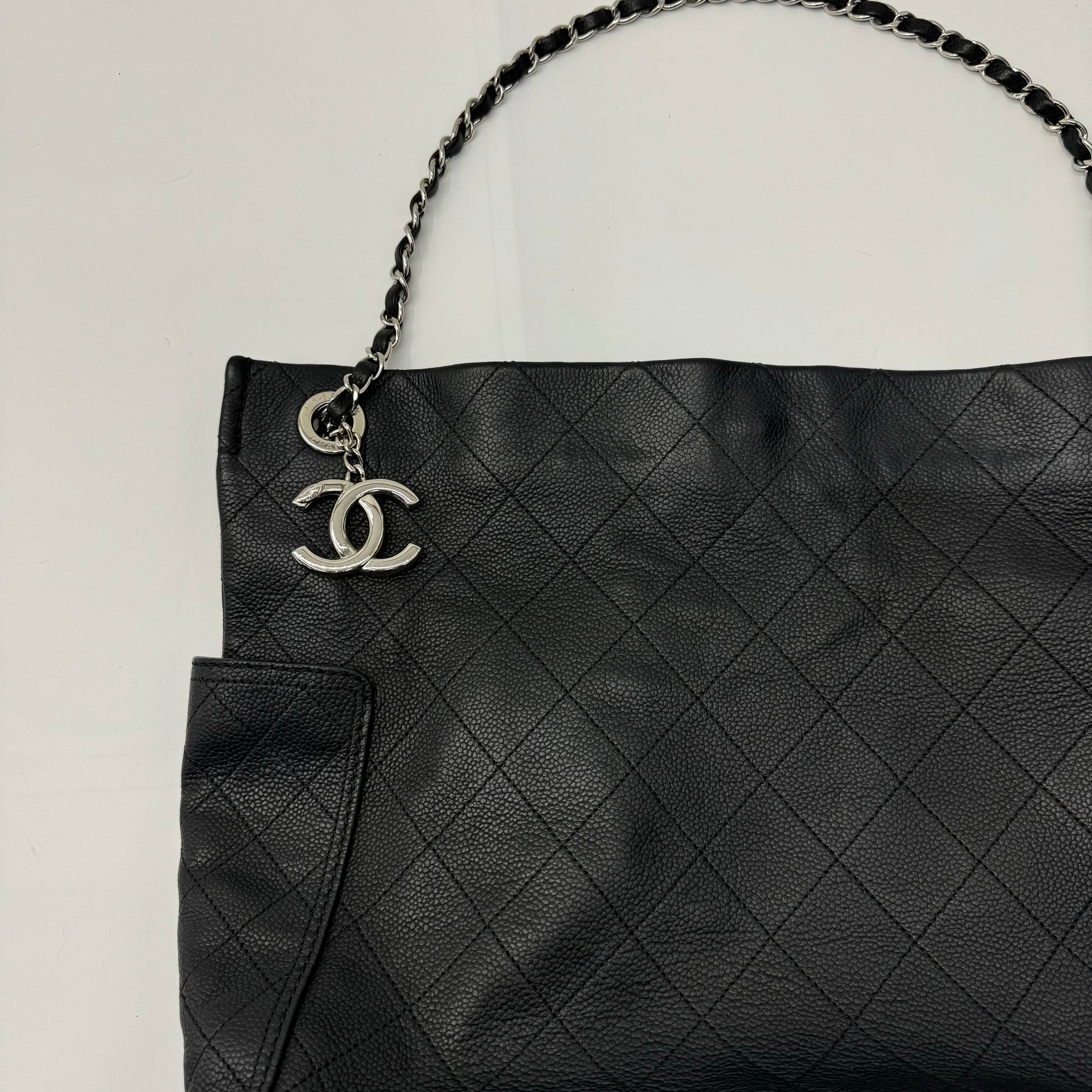Chanel CC Pocket Hobo Quilted Caviar Medium
