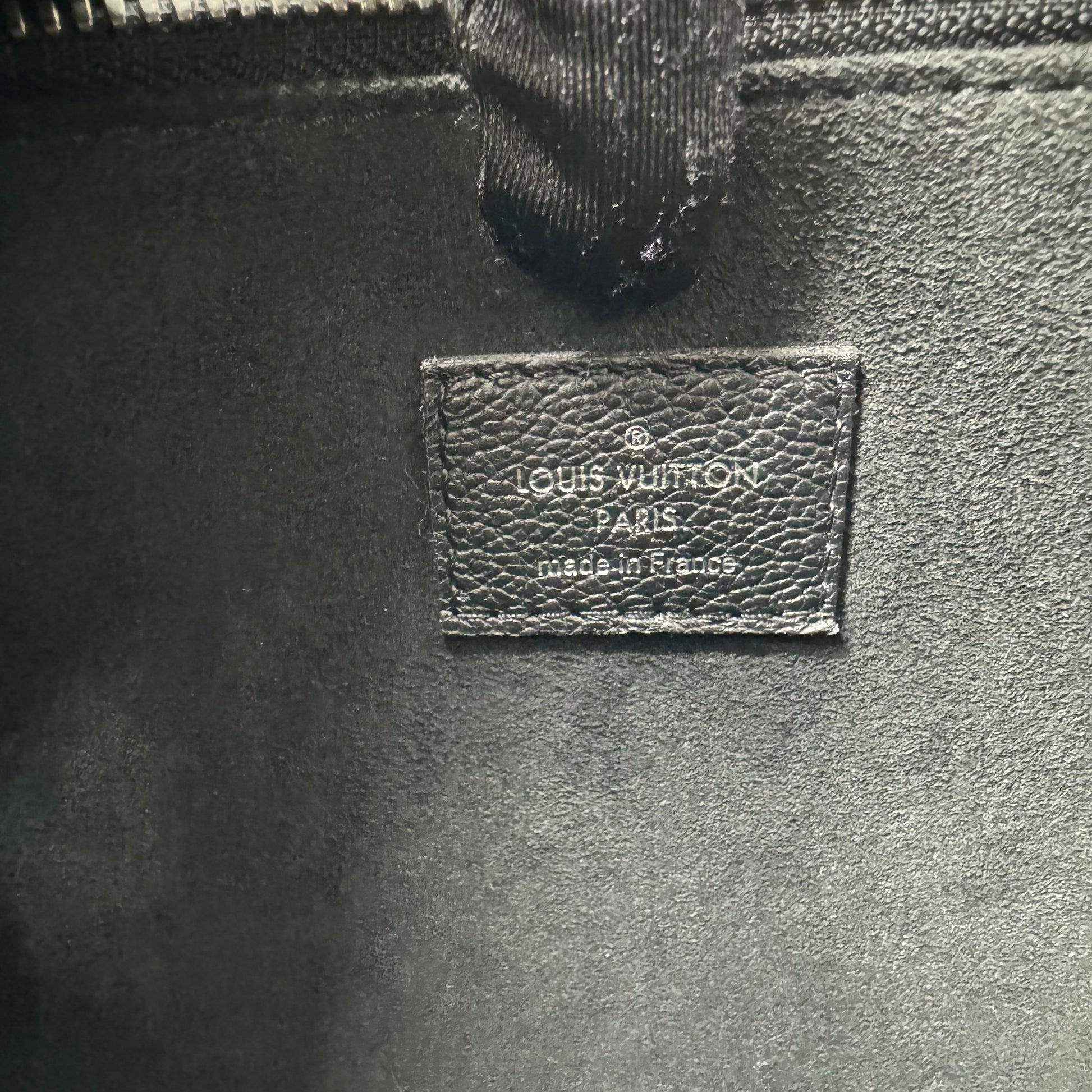LOUIS VUITTON Twist Tote Epi Leather
