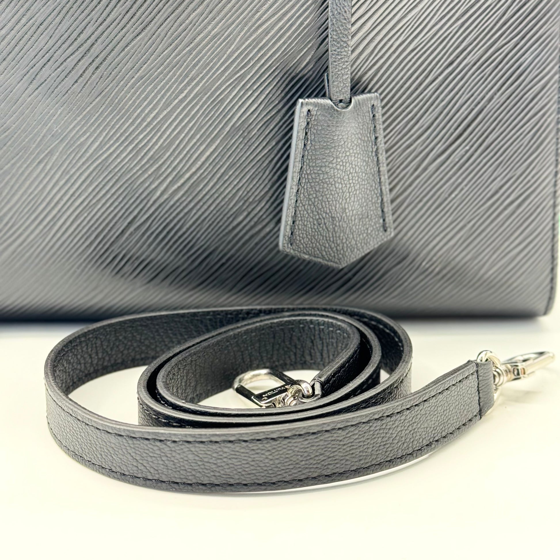 LOUIS VUITTON Twist Tote Epi Leather