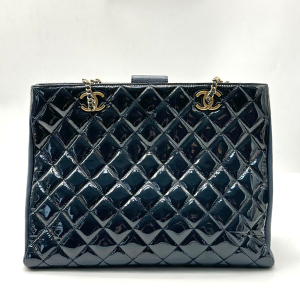 CC Eyelet Tote Quilted Patent Medium