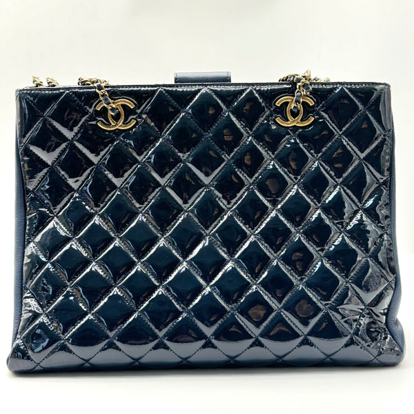 CC Eyelet Tote Quilted Patent Medium