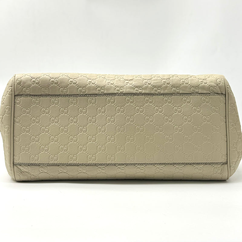 GUCCI GG Signature Medium Emily Shoulder Bag