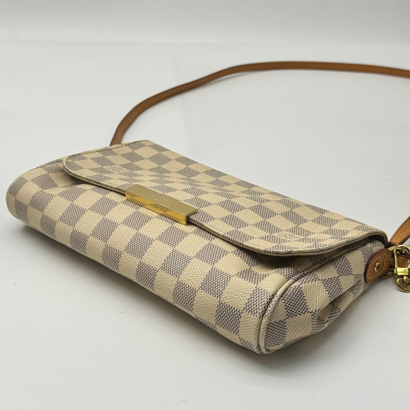 Louis Vuitton Pochette Accessoires Damier Mini