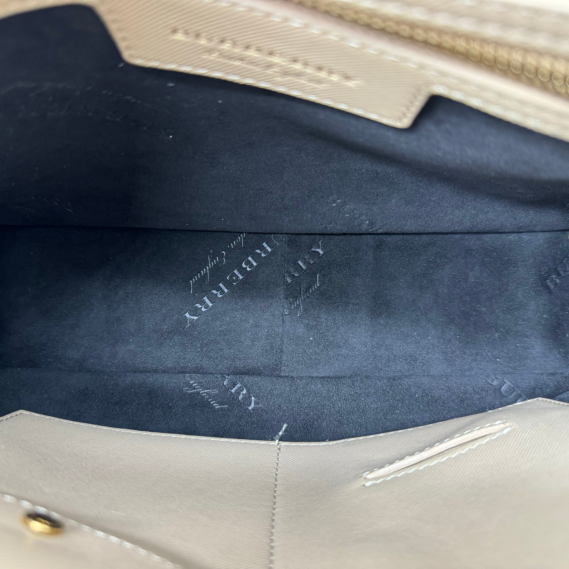 Burberry DK88 Top Handle Bag Leather Medium