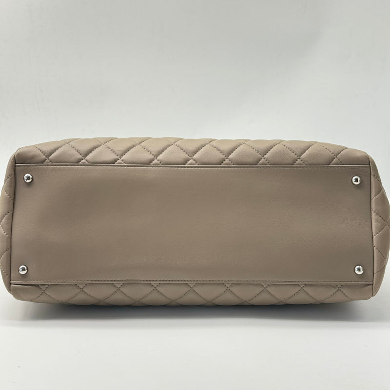 Chanel Vintage Quilted Lambskin Shoulder Bag