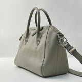 GIVENCHY  Sugar Goatskin Medium Antigona Pearl Grey