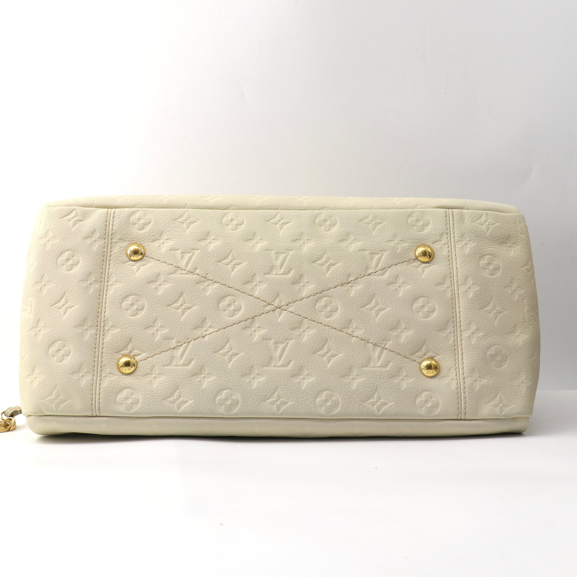 Artsy Handbag Monogram Empreinte Leather MM