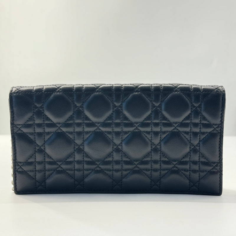 Crinkled Patent Cannage Lady Dior Pouch Black