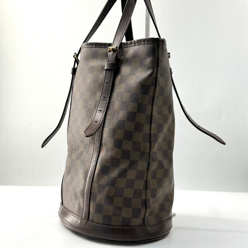 LOUIS VUITTON  Damier Ebene Marais Bucket 36