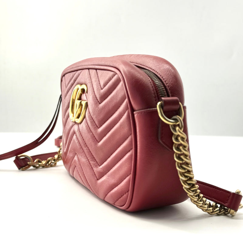 Calfskin Matelasse Mini GG Marmont Chain Shoulder Bag Hibiscus Red