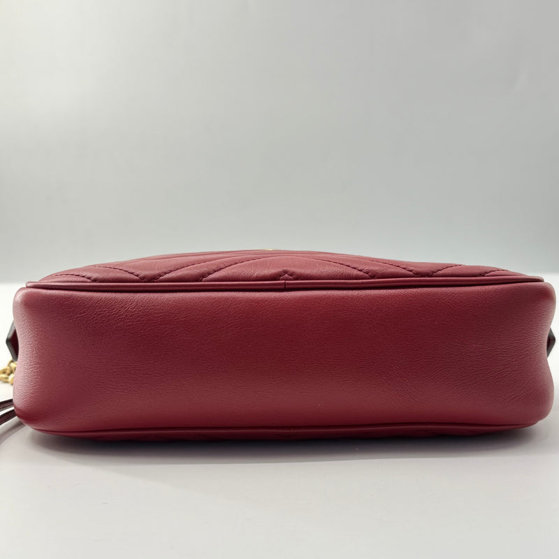 Calfskin Matelasse Mini GG Marmont Chain Shoulder Bag Hibiscus Red