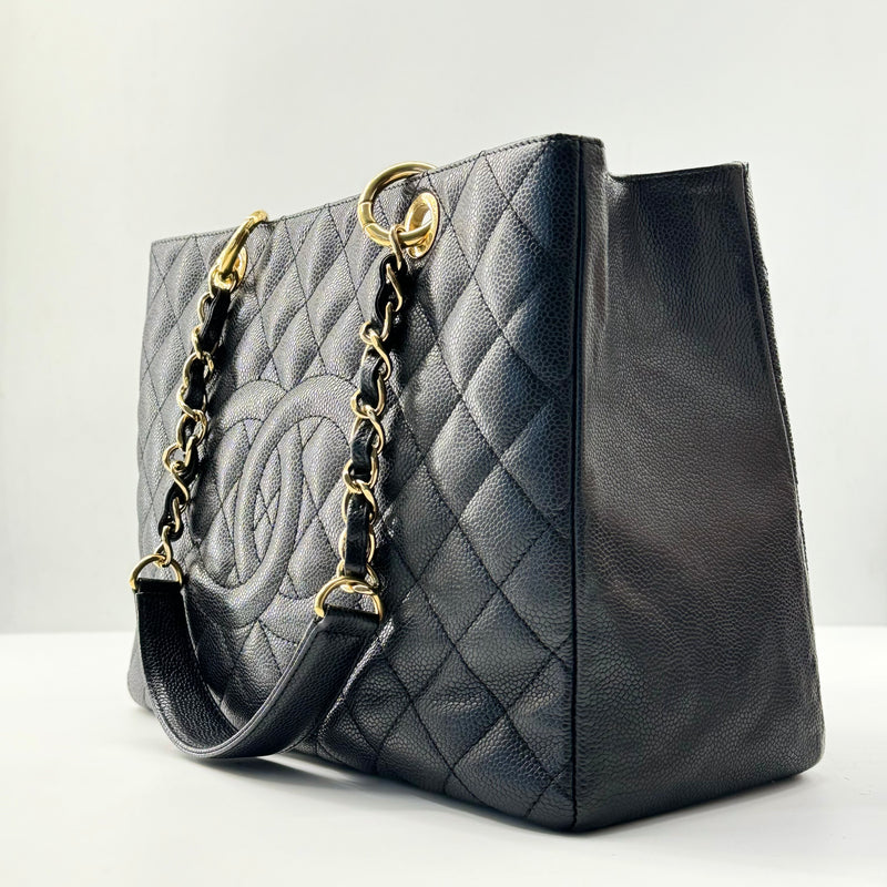 Grand Shopping Tote Quilted Caviar