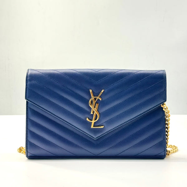 Grain de Poudre Matelasse Chevron Medium Monogram Chain Wallet Navy