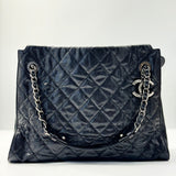 CC Crave Shoulder Bag Quilted Glazed Caviar Medium