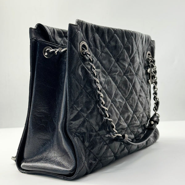 CC Crave Shoulder Bag Quilted Glazed Caviar Medium