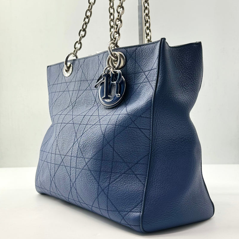 Grained Calfskin Cannage Medium Ultradior Tote Blue