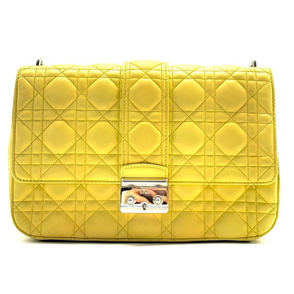 Miss Dior Promenade Pouch Cannage Quilt Lambskin