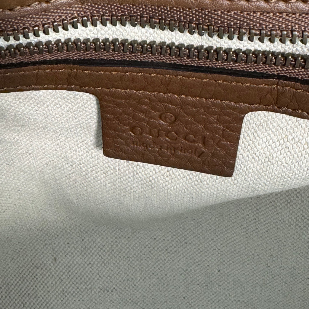 GG Marmont Shoulder Bag Leather Small