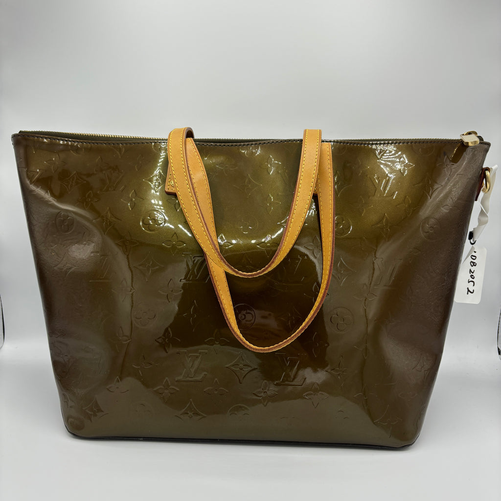 Louis Vuitton Bellevue Patent Leather Handbag Vert Bronze