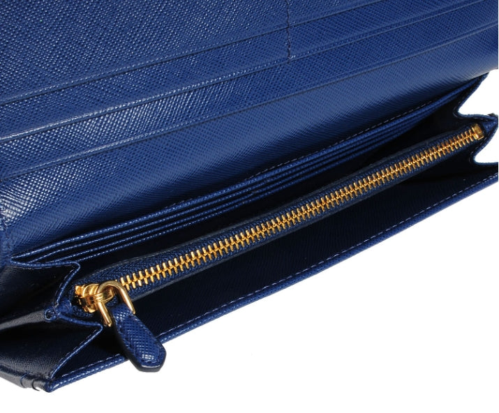 Saffiano Triangle Continental Flap Wallet Bleuette