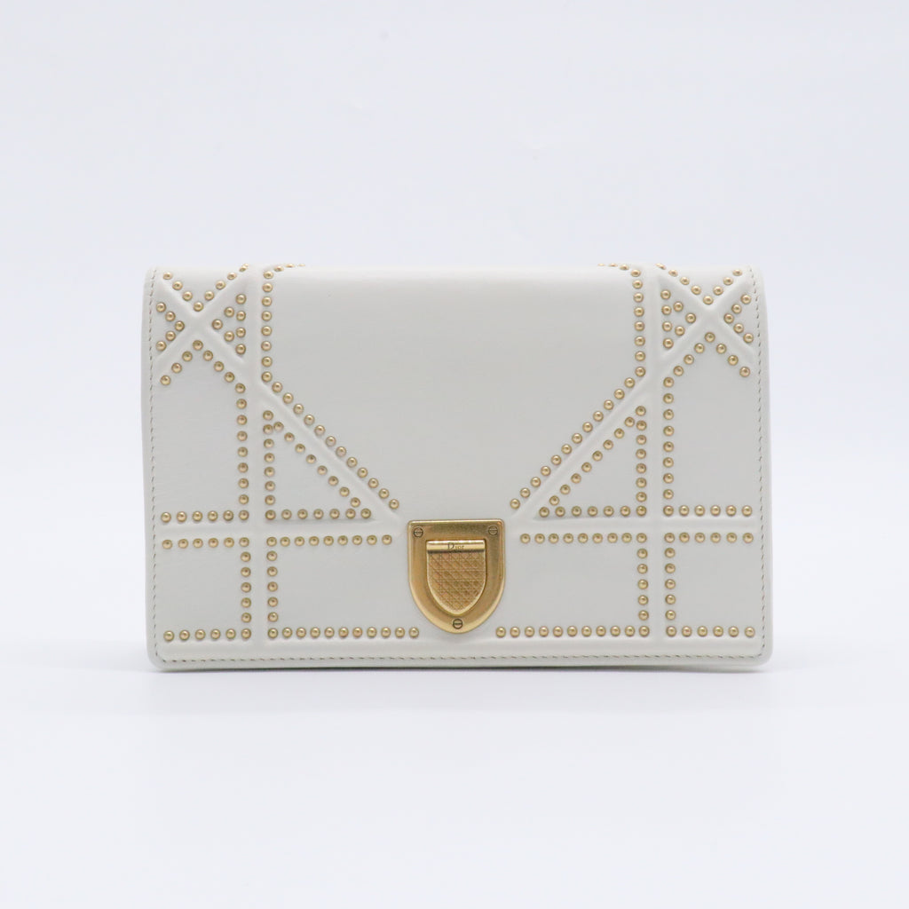 Studded Diorama Wallet On Chain