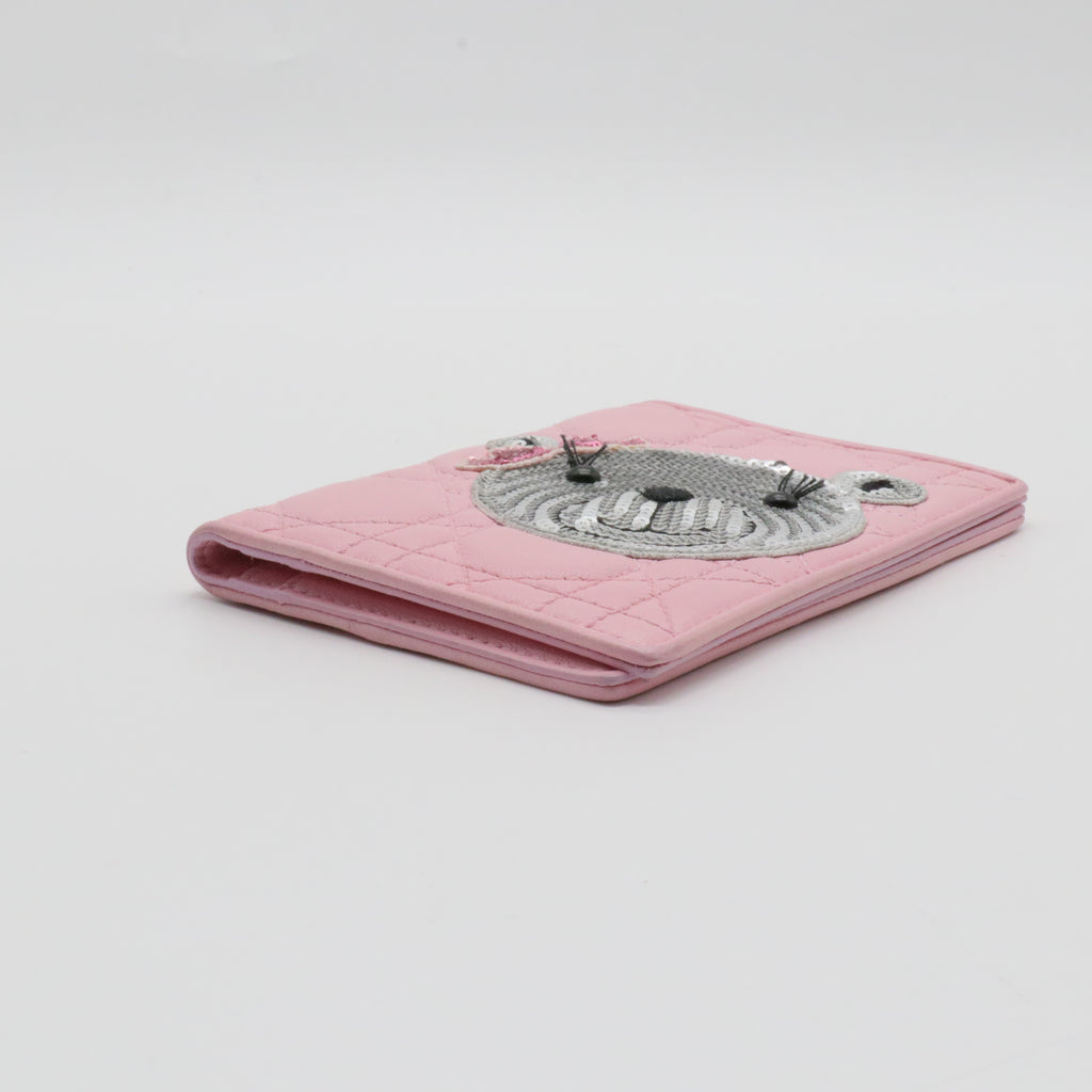 Passport Holder Cannage Quilt Leather with Sequins