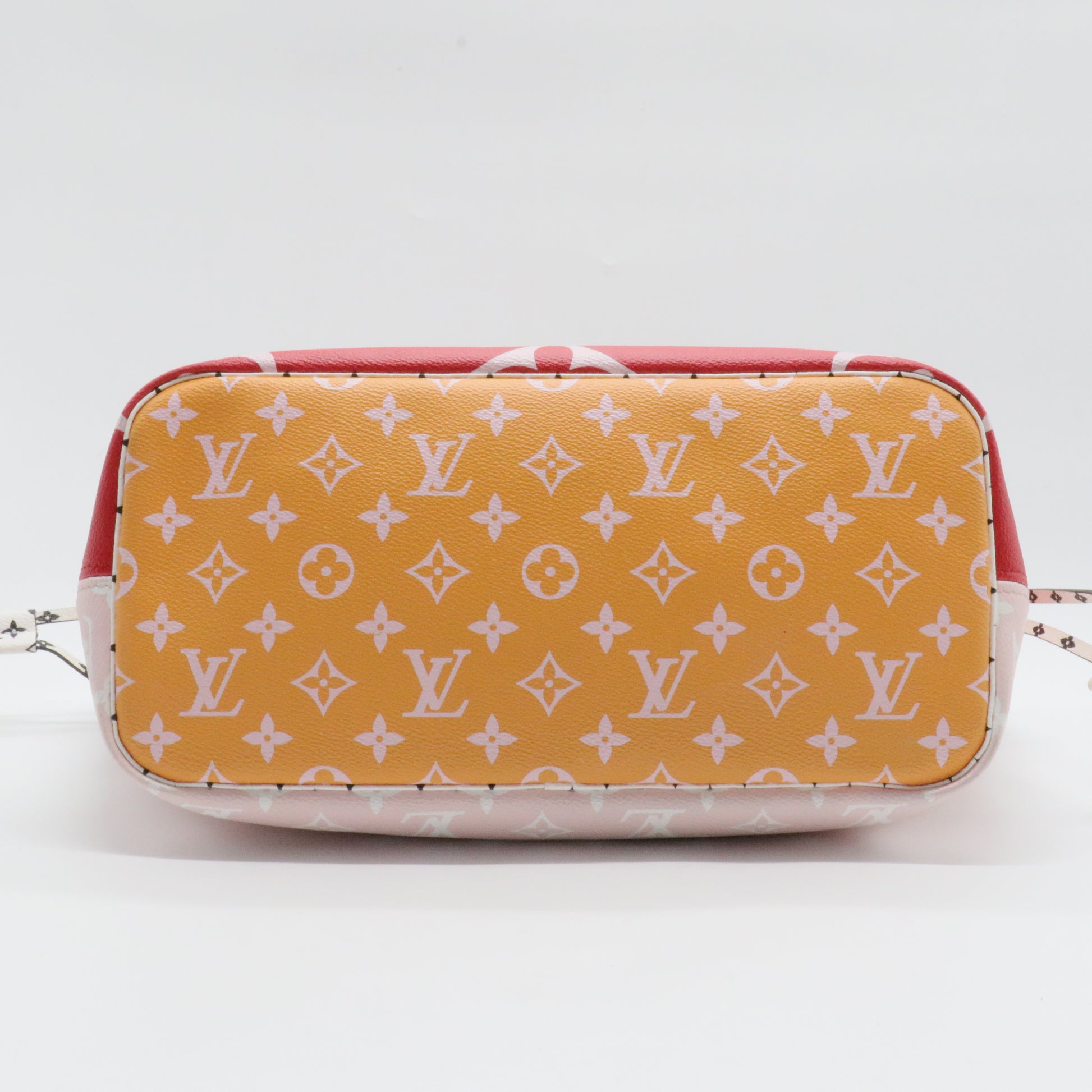 Neverfull NM Tote Limited Edition Colored Monogram Giant MM