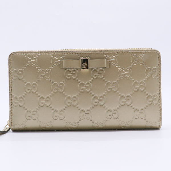 Bow GG Signature Continental Wallet