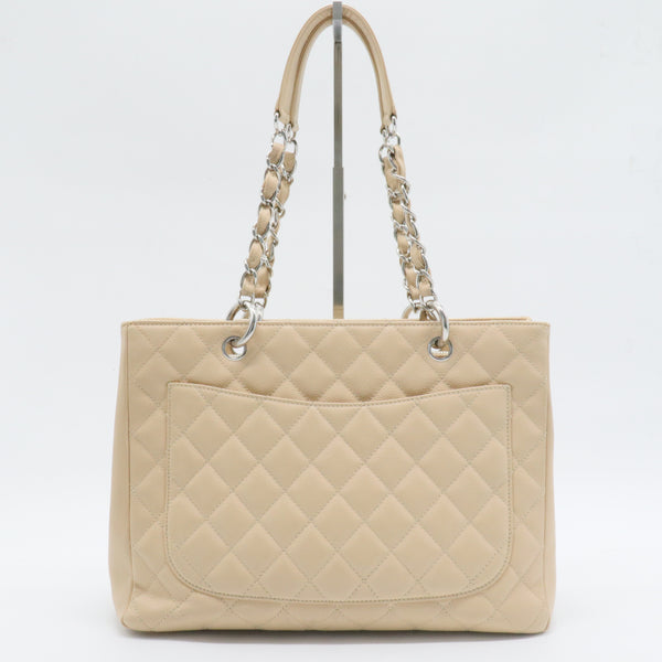 Grand Shopping Tote Quilted Caviar