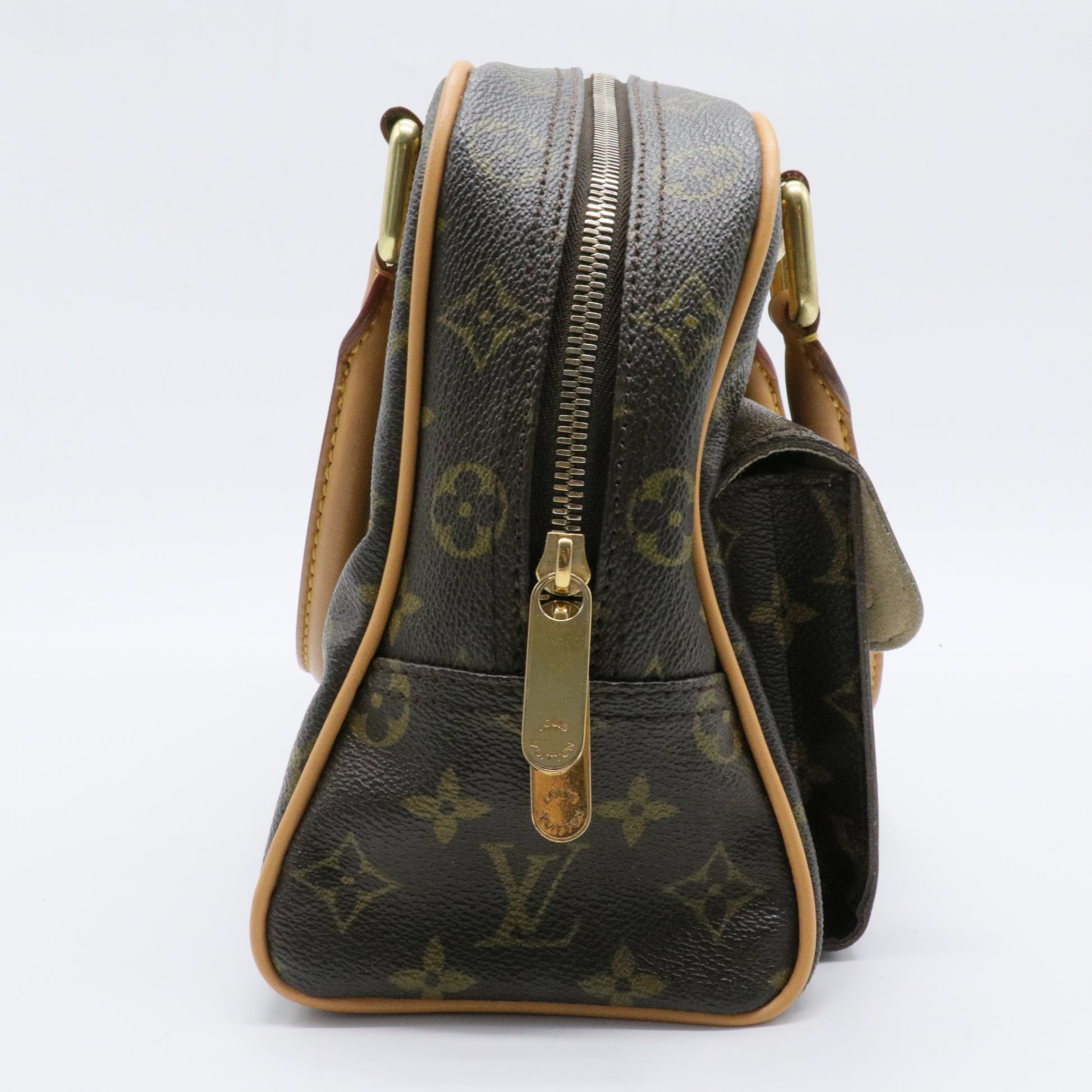 Manhattan Handbag Monogram Canvas PM