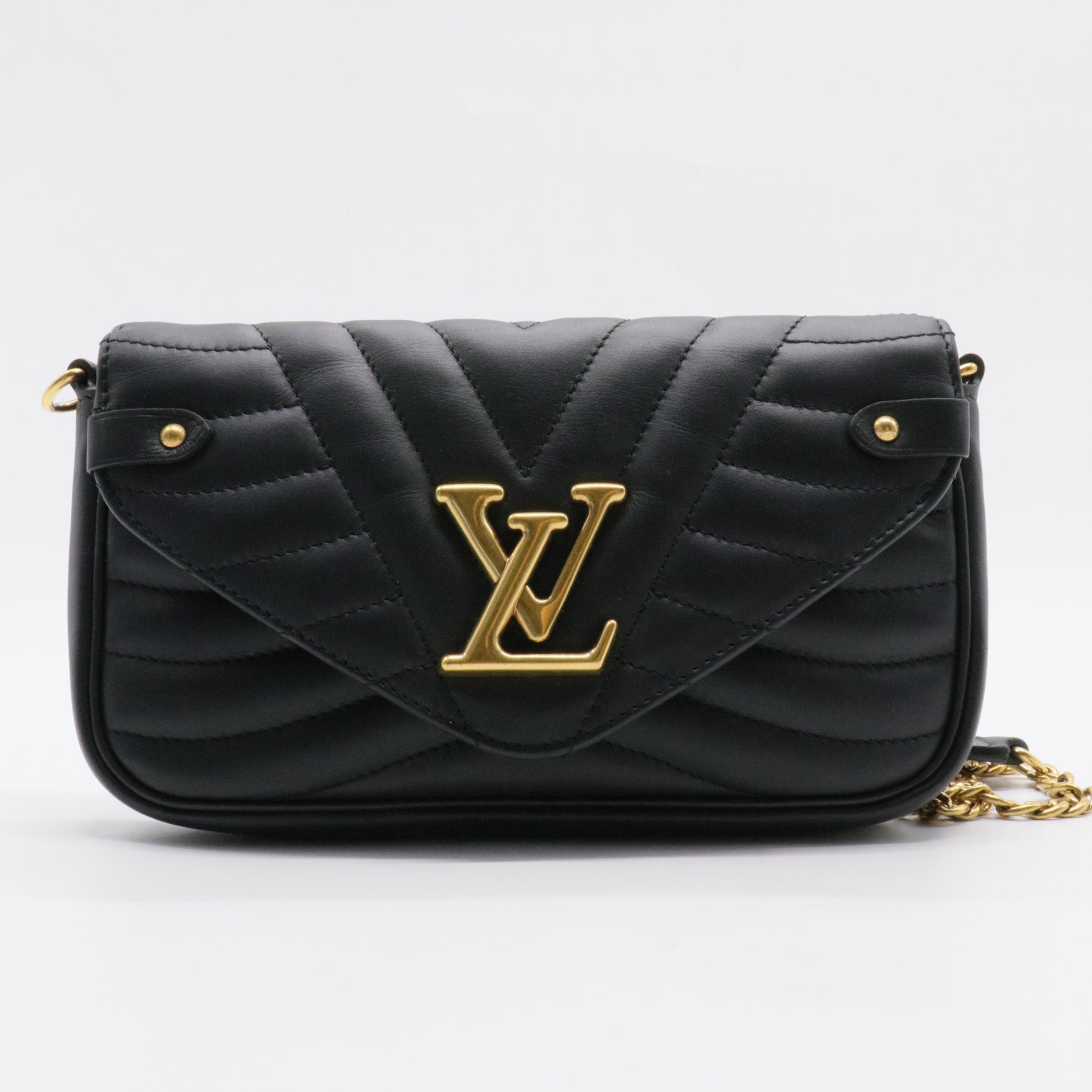 New Wave Chain Pochette Quilted Leather