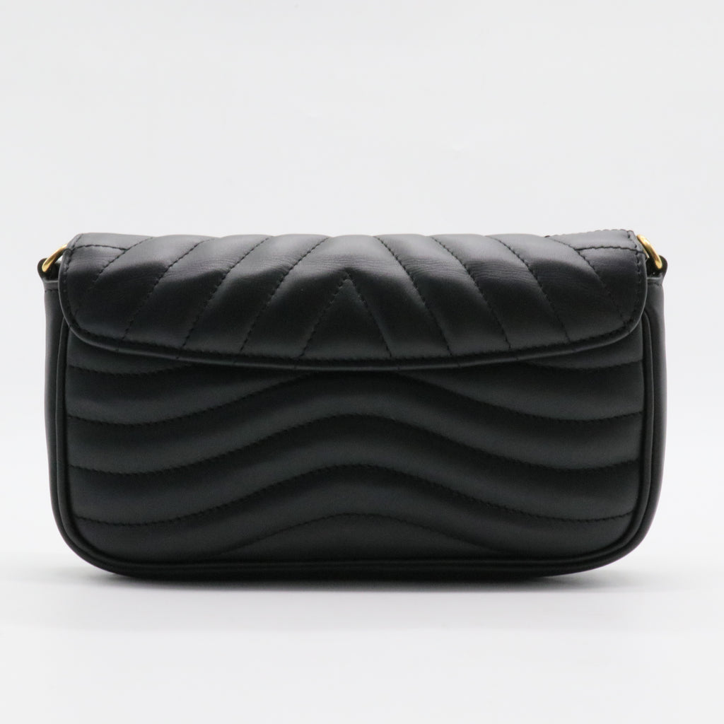 New Wave Chain Pochette Quilted Leather